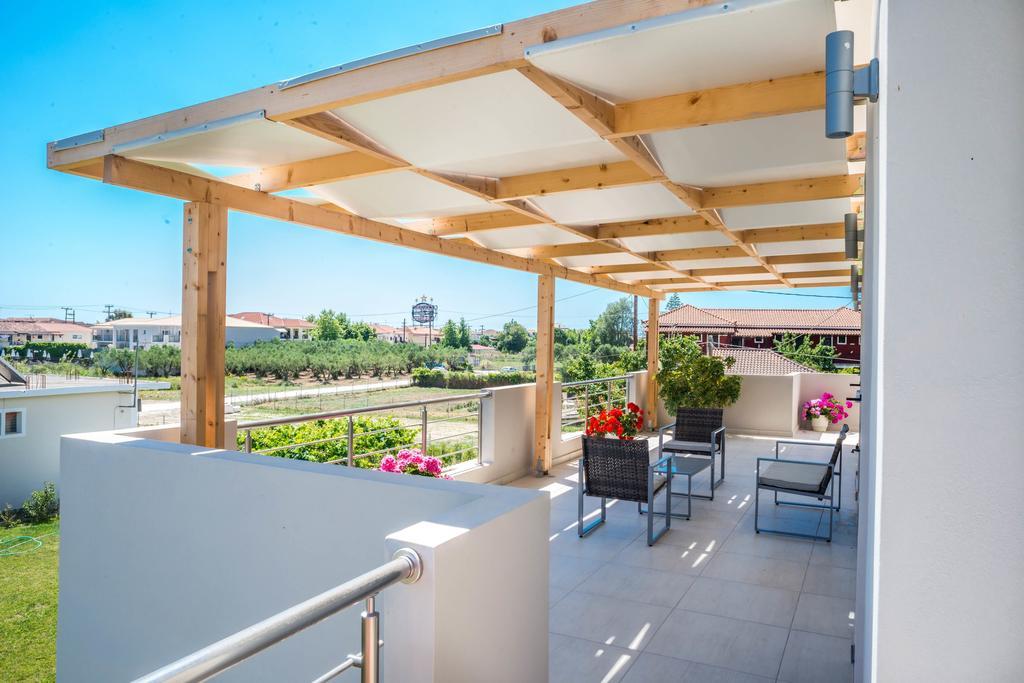 Tesys Studios And Apartments Лаганас Екстериор снимка